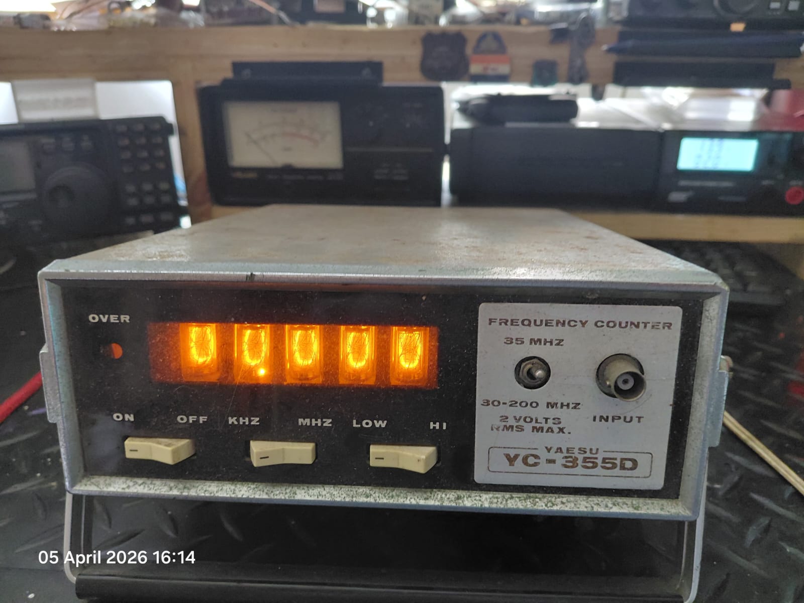 Refurbishing a Yaesu 355D frequency counter